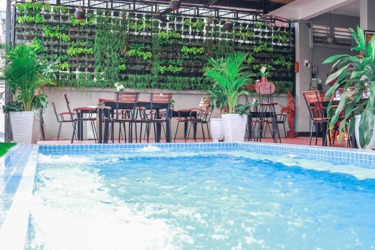 Sy Guesthouse Phnom-Penh Buitenkant foto