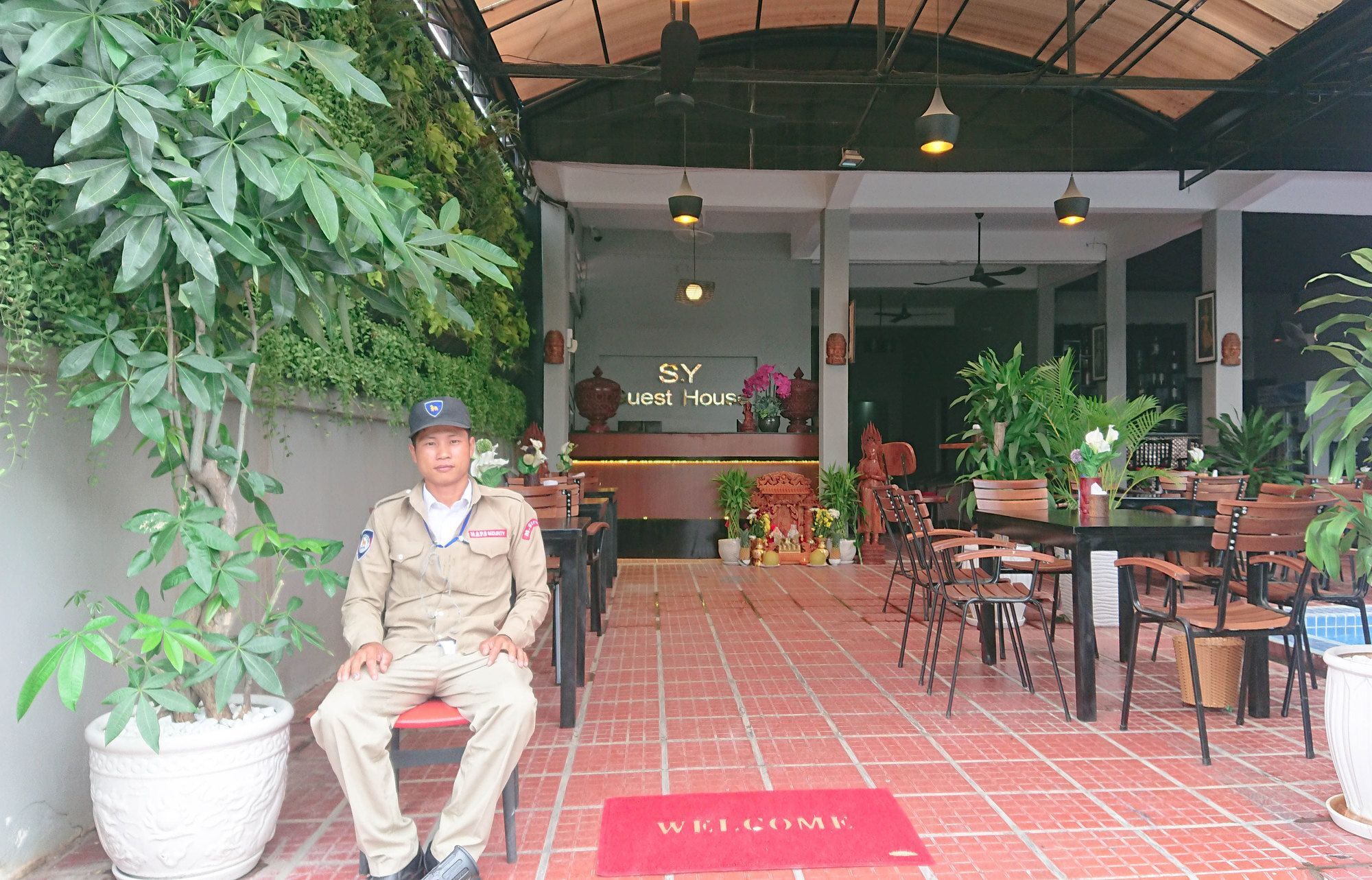 Sy Guesthouse Phnom-Penh Buitenkant foto