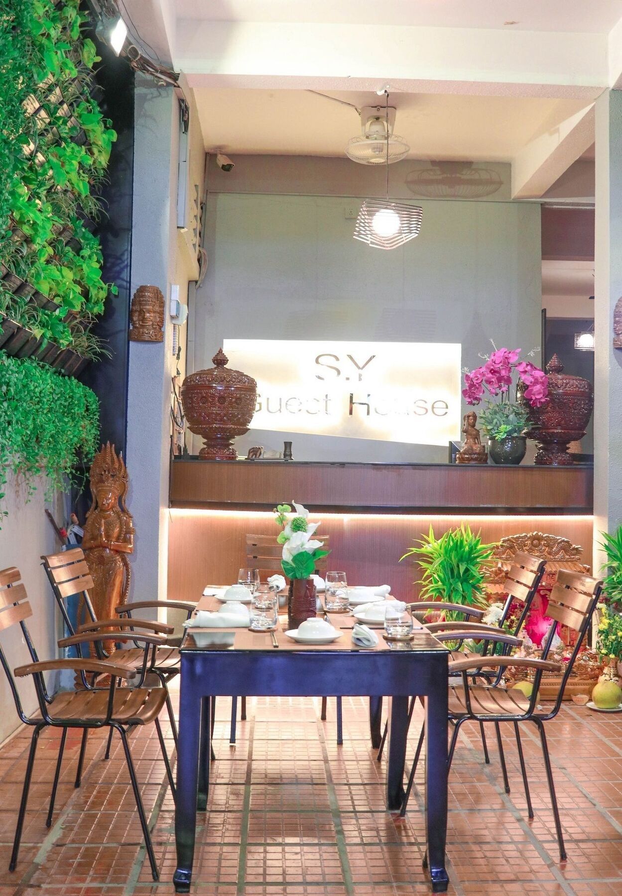 Sy Guesthouse Phnom-Penh Buitenkant foto
