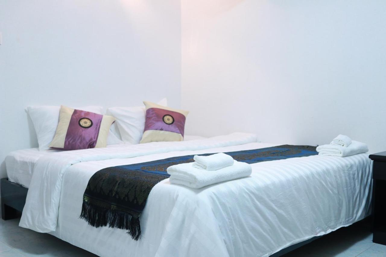 Sy Guesthouse Phnom-Penh Buitenkant foto