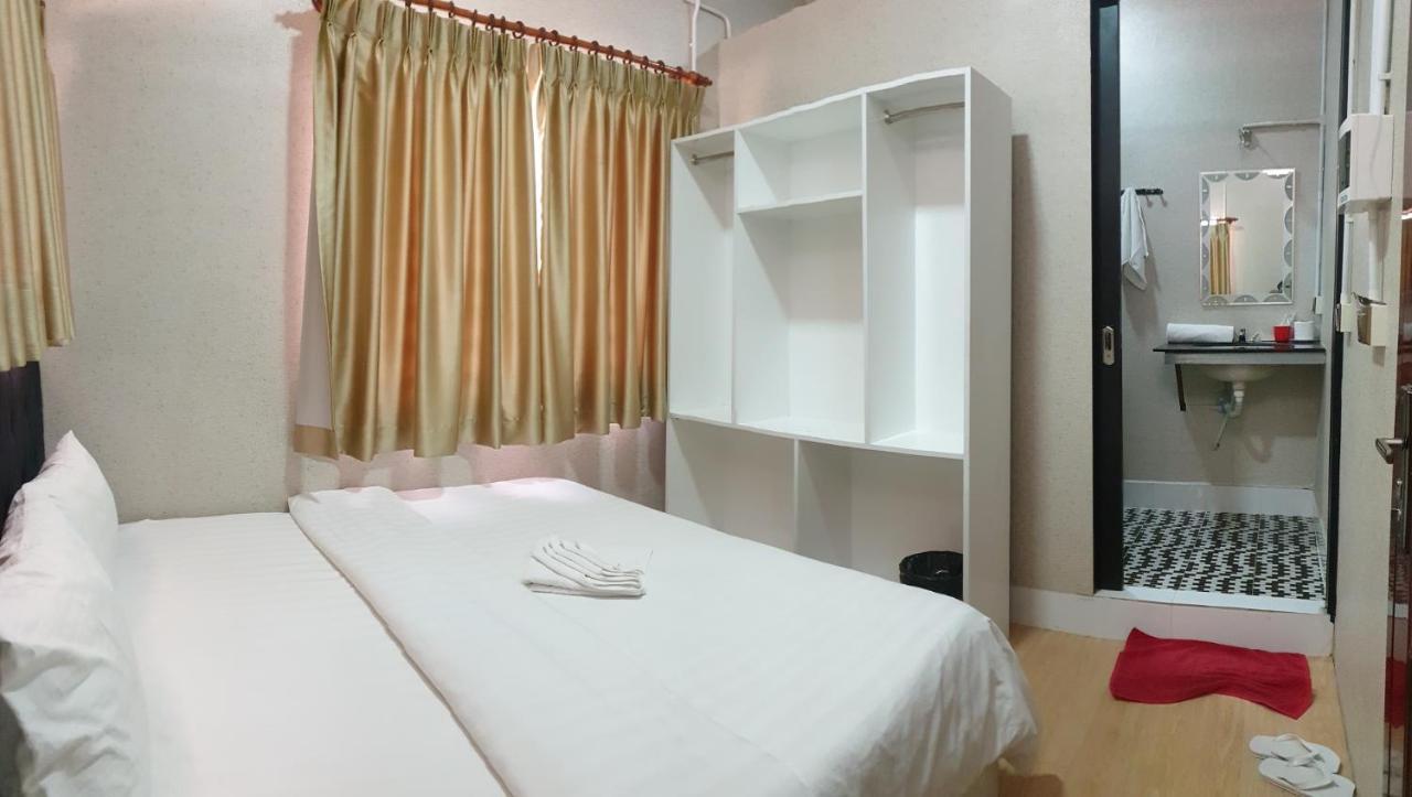 Sy Guesthouse Phnom-Penh Buitenkant foto